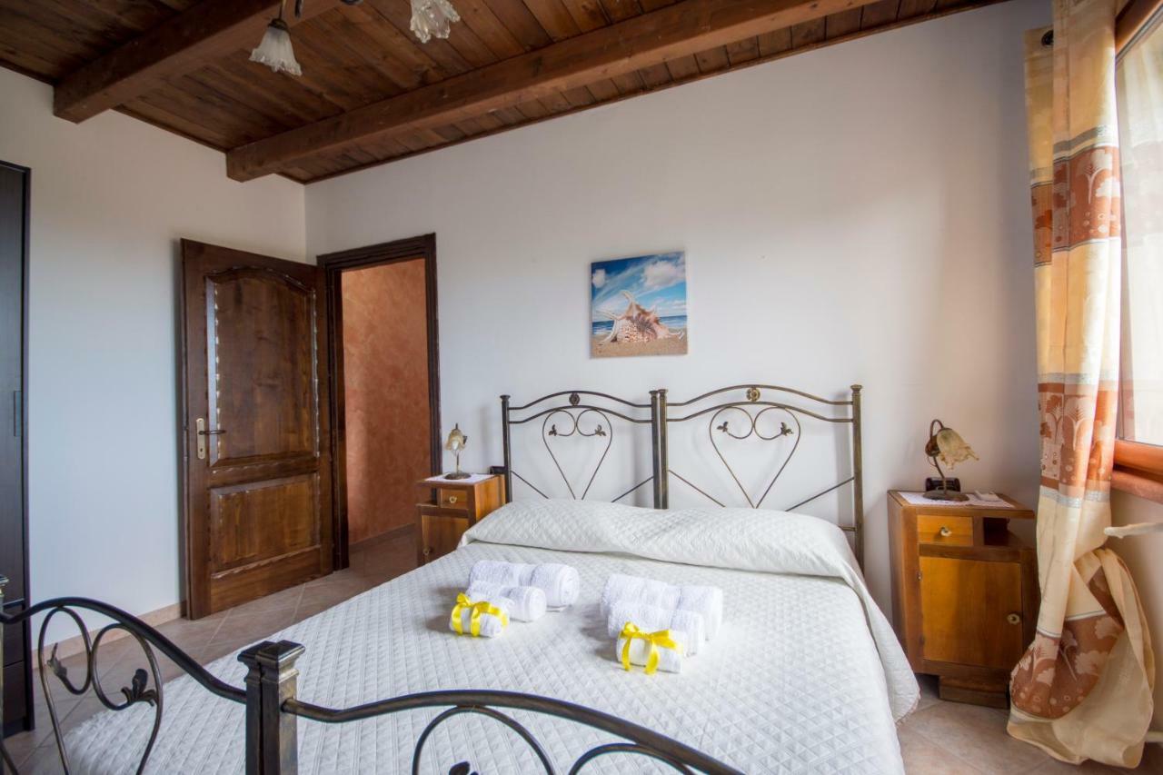 Domusnovas Casa Vacanza Il Mandorlo מראה חיצוני תמונה