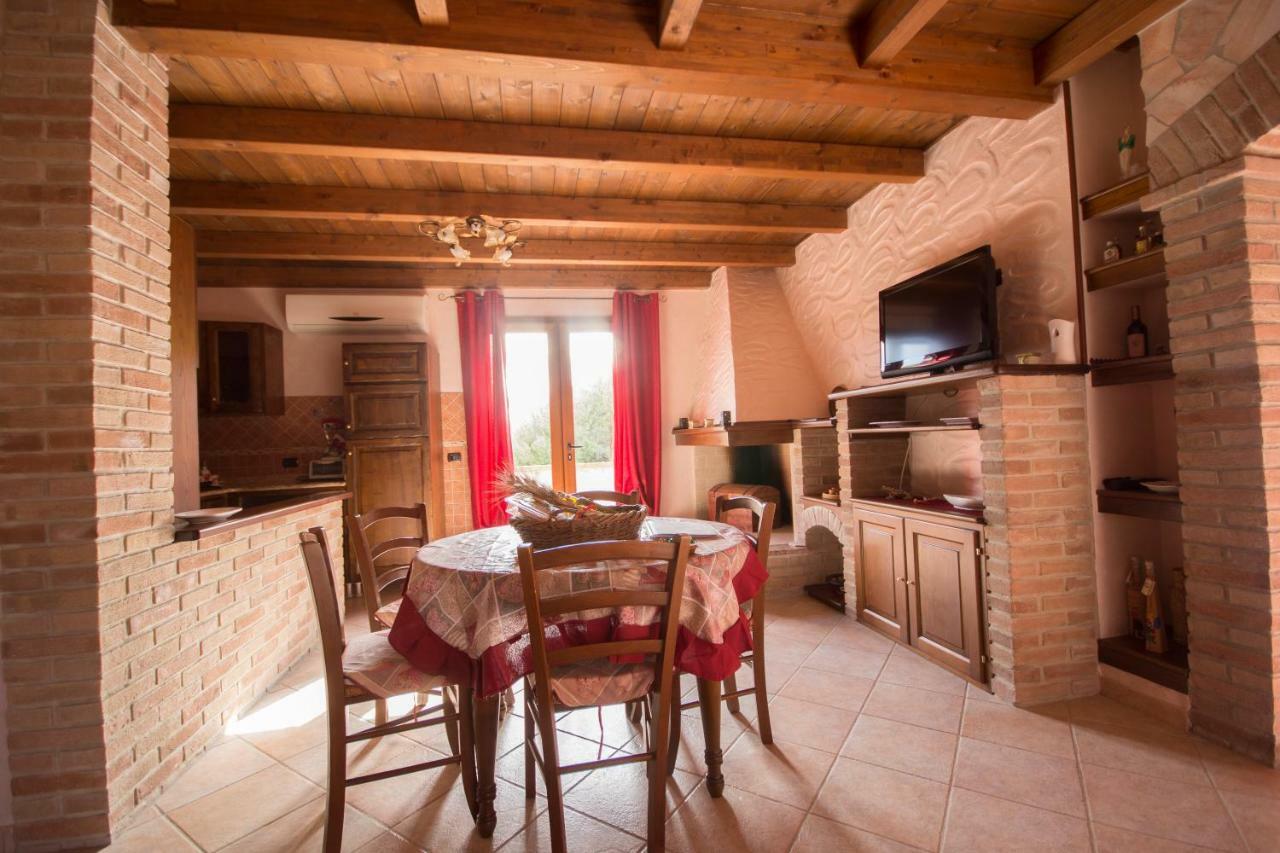 Domusnovas Casa Vacanza Il Mandorlo מראה חיצוני תמונה