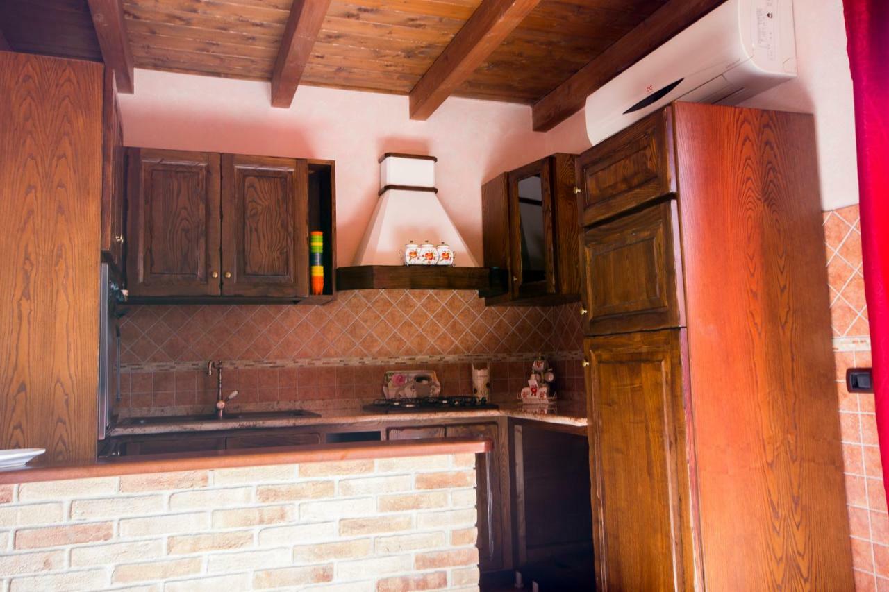 Domusnovas Casa Vacanza Il Mandorlo מראה חיצוני תמונה