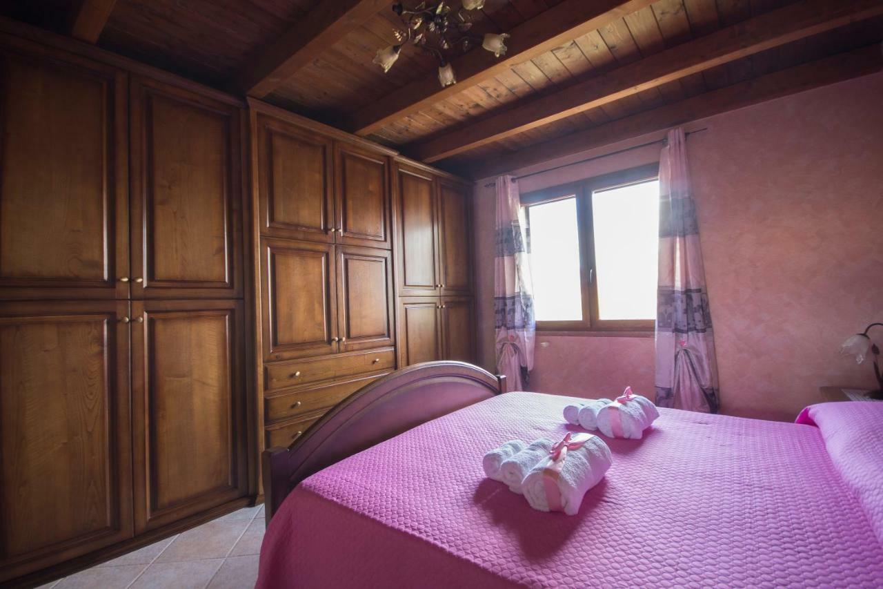 Domusnovas Casa Vacanza Il Mandorlo מראה חיצוני תמונה