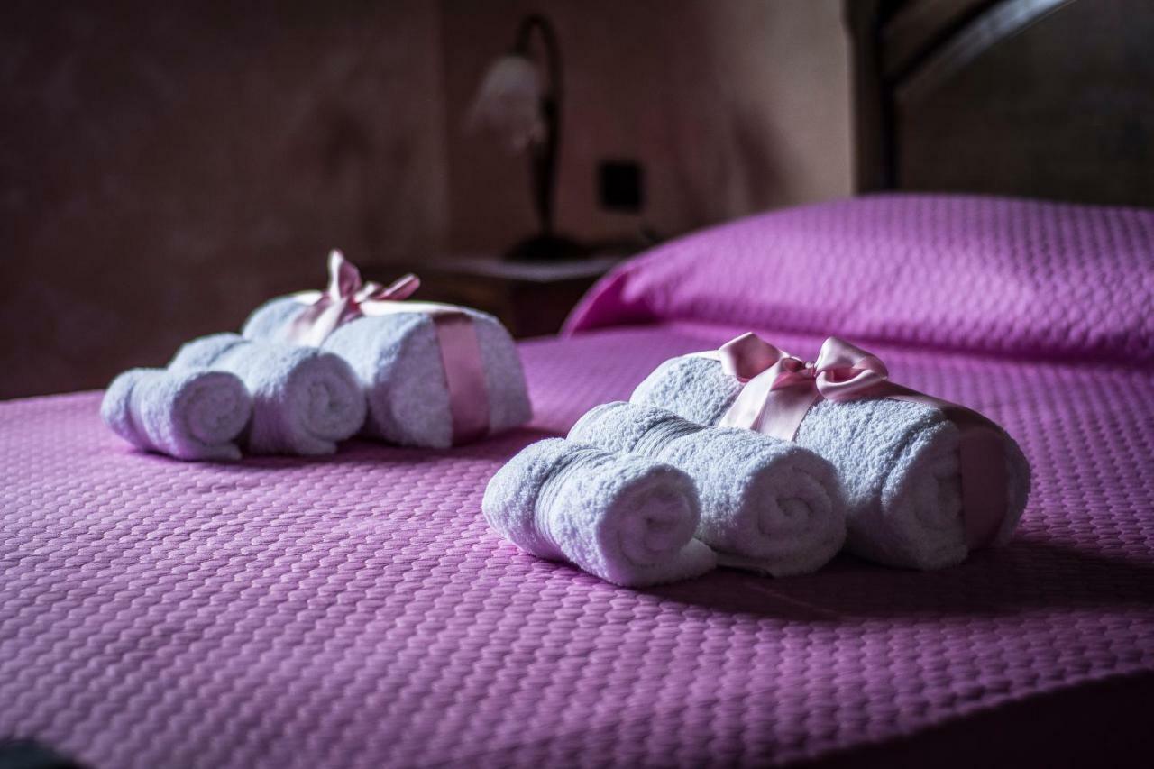 Domusnovas Casa Vacanza Il Mandorlo מראה חיצוני תמונה